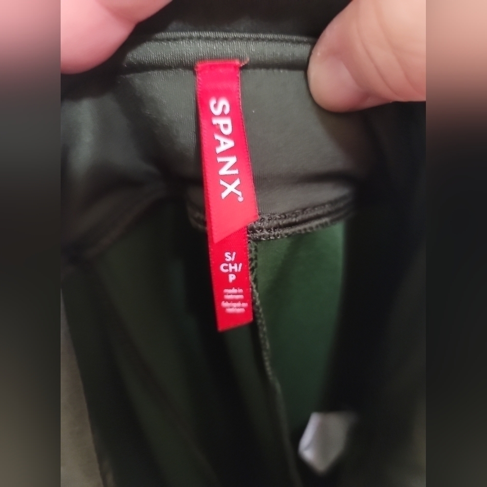 SPANX Faux Suede Leggings in Olive Small - Picture 6 of 7